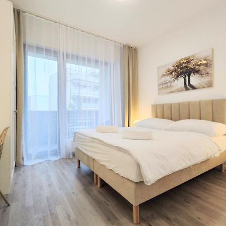 Apartamento Wings - Brand New - Presidential Garden - Free Parking Bratislava Exterior foto
