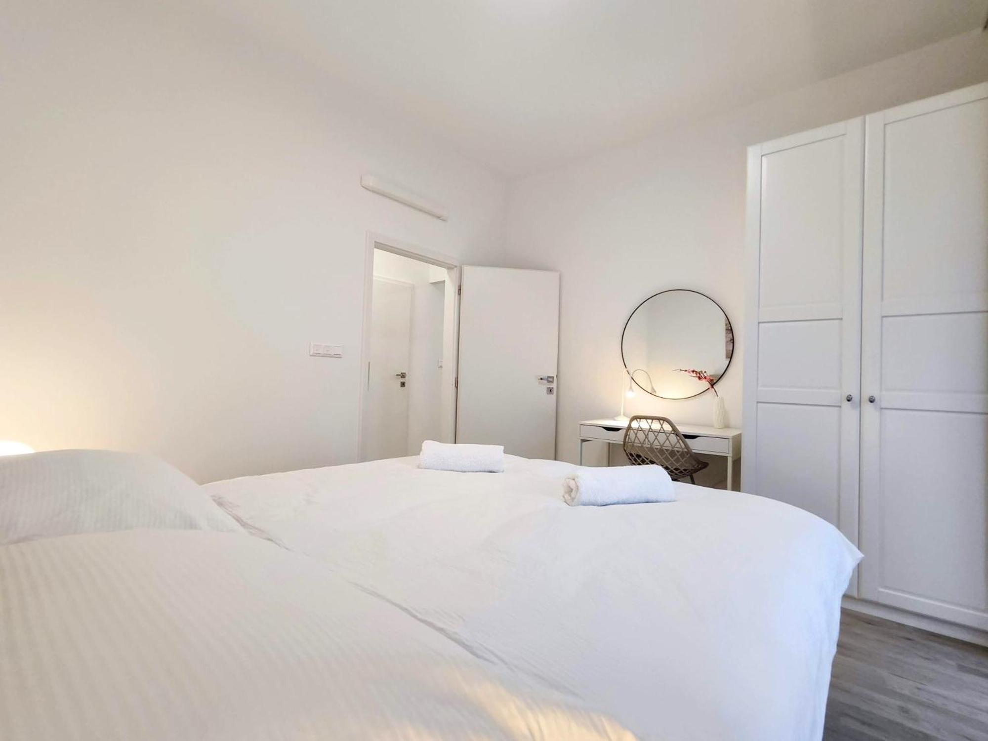 Apartamento Wings - Brand New - Presidential Garden - Free Parking Bratislava Exterior foto