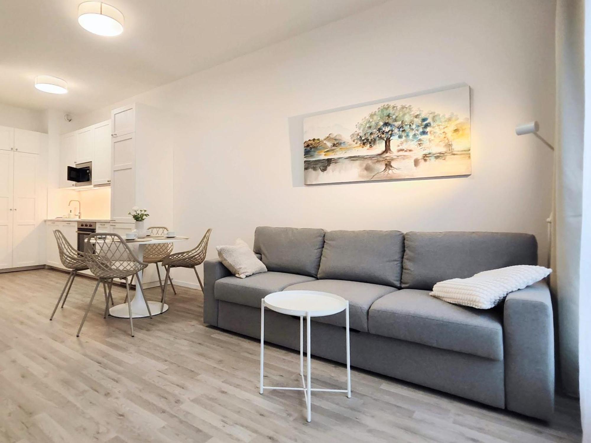 Apartamento Wings - Brand New - Presidential Garden - Free Parking Bratislava Exterior foto