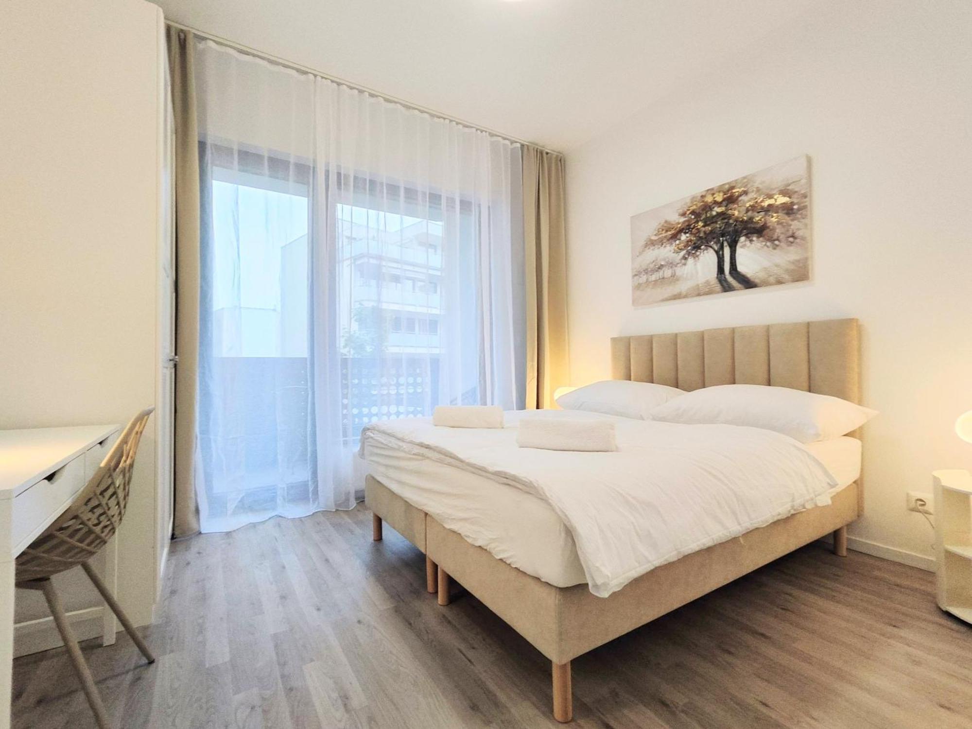 Apartamento Wings - Brand New - Presidential Garden - Free Parking Bratislava Exterior foto
