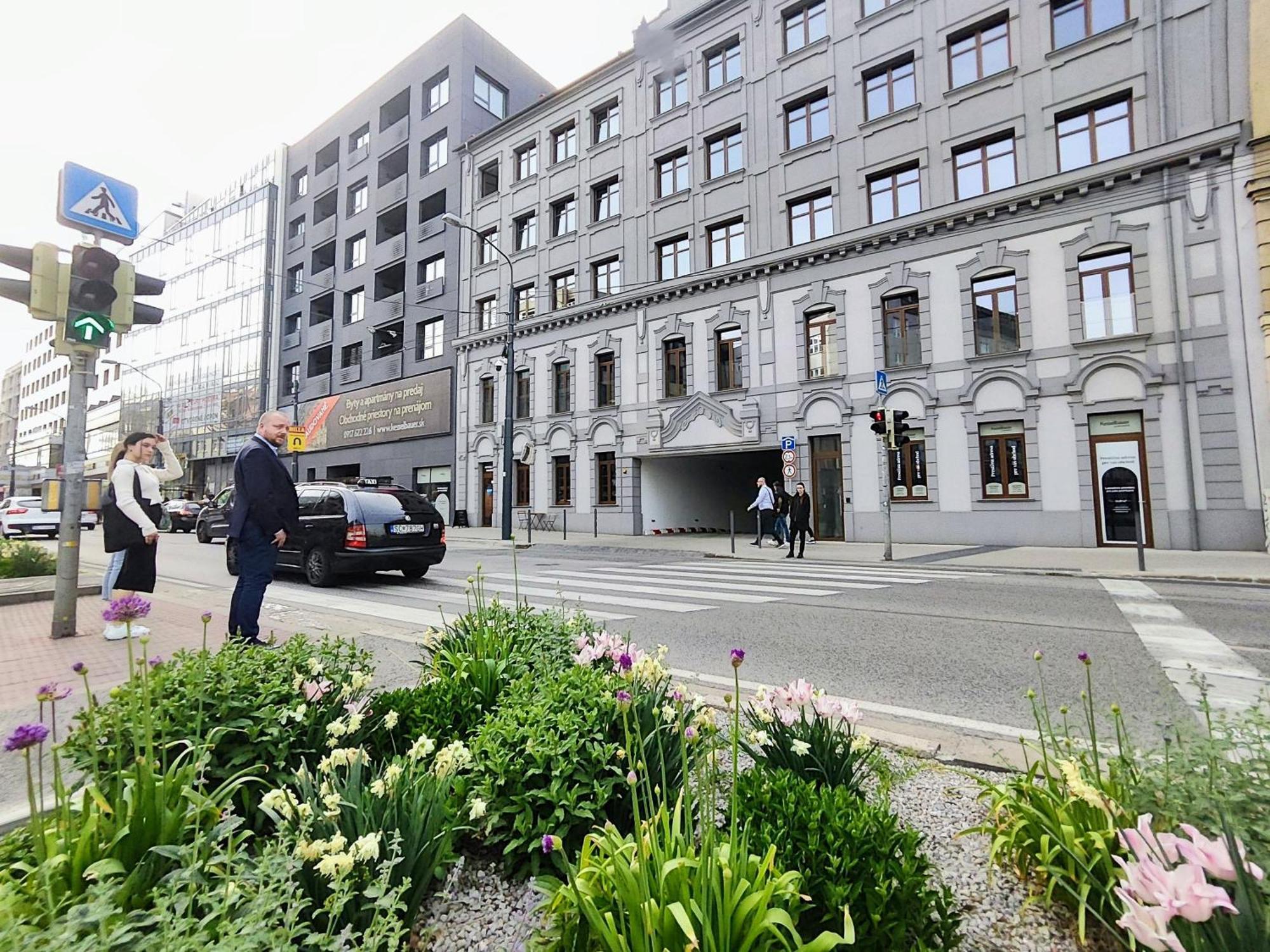 Apartamento Wings - Brand New - Presidential Garden - Free Parking Bratislava Exterior foto